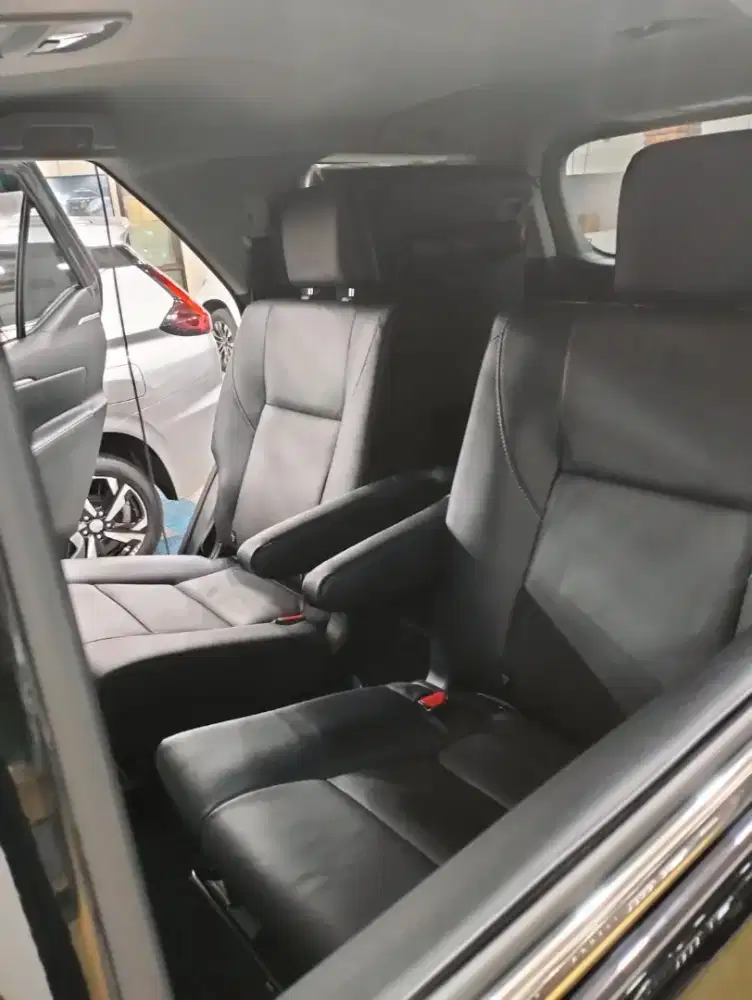 Jok tengah captain Fortuner vrz 2025