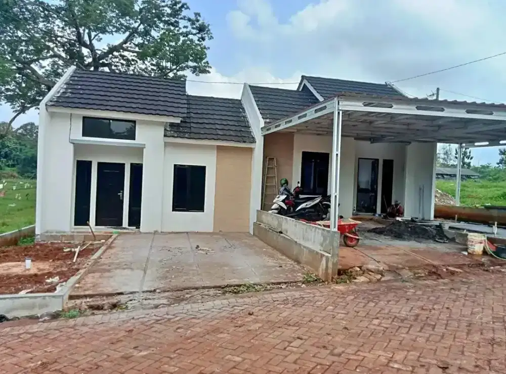 Rumah ekonomis tanah luas di Grand Emerald Mijen