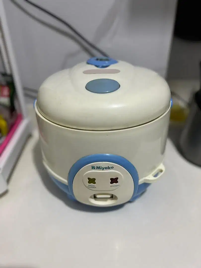 Rice Cooker Magic Com