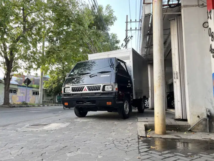 Mitsubishi L300 Pick Up Box AC PS MT Manual 2013