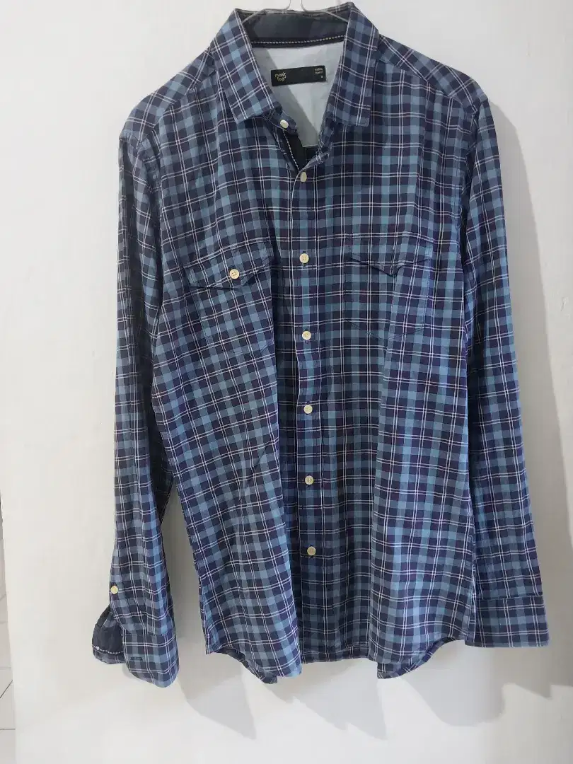 Kemeja Branded Men's Top Ukuran M Preloved