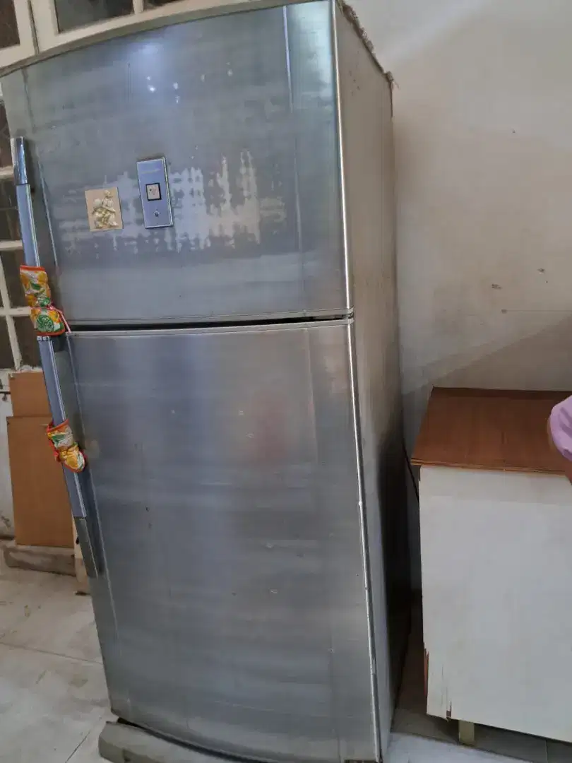 Kulkas sharp plasmacluster 2 pintu(jumbo)