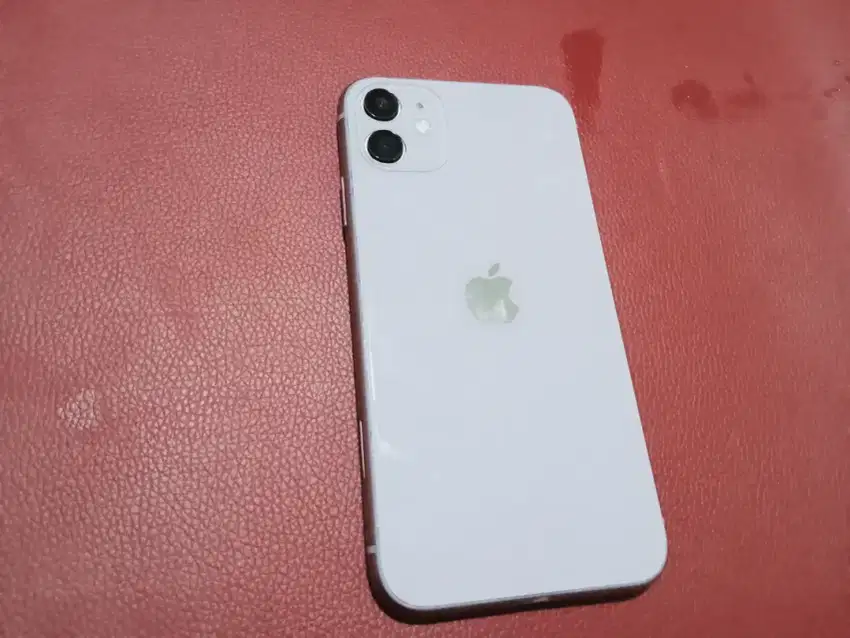 iPhone 11 mulus , normal ,doa ada