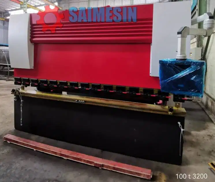 MESIN TEKUK BENDING PLAT 100 TON X 3.2 METER