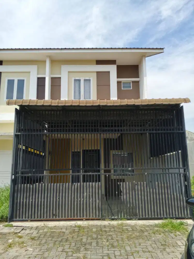 Dijual Rumah Lokasi dekat dengan Jewel Garden dan Mutiara Residence