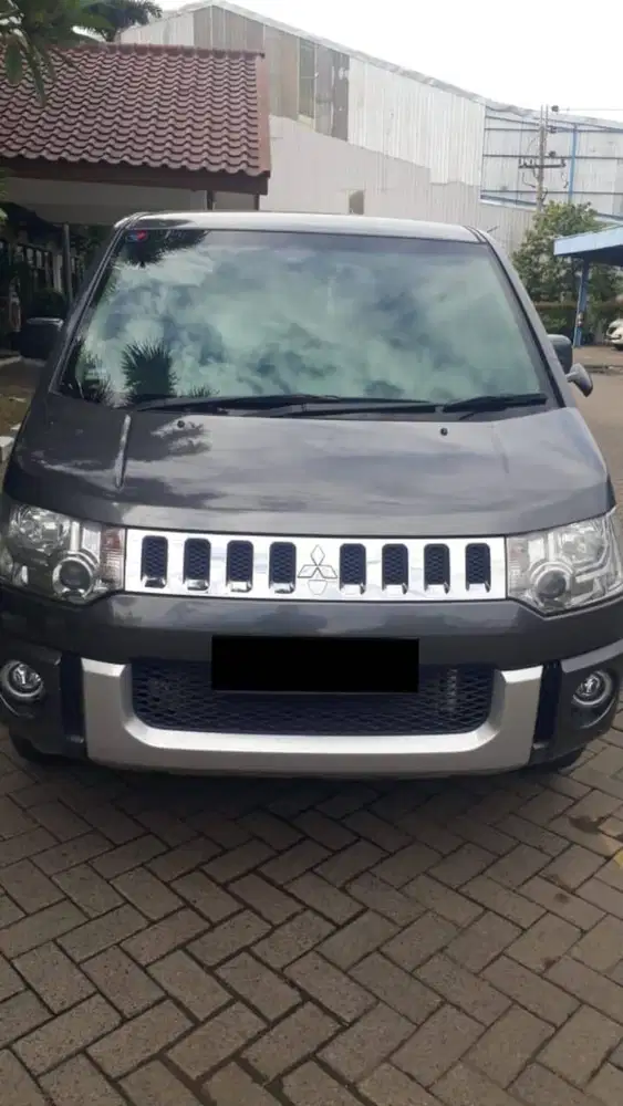 Mitsubishi Delica
