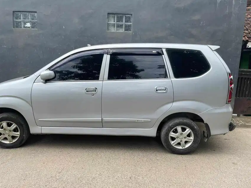FS Xenia Li 1.0 Manual transmision th 2004 ss lengkap pajak on