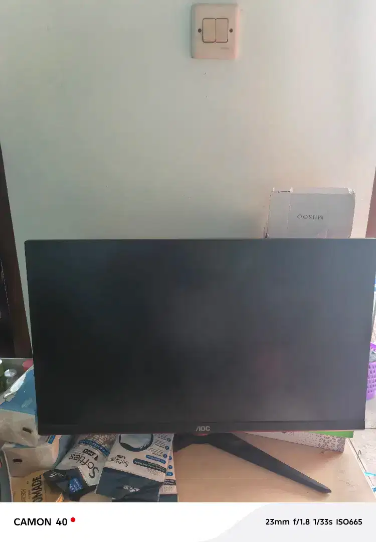 Monitor AOC 24'   Minus