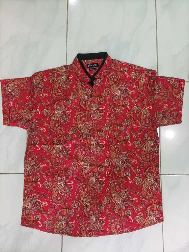 Kemeja Batik Lengan Pendek Pria - Merah Oranye