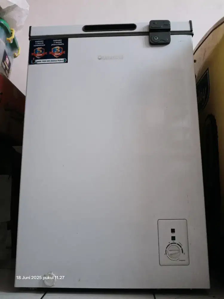 Freezer Merk Changcong 100 L