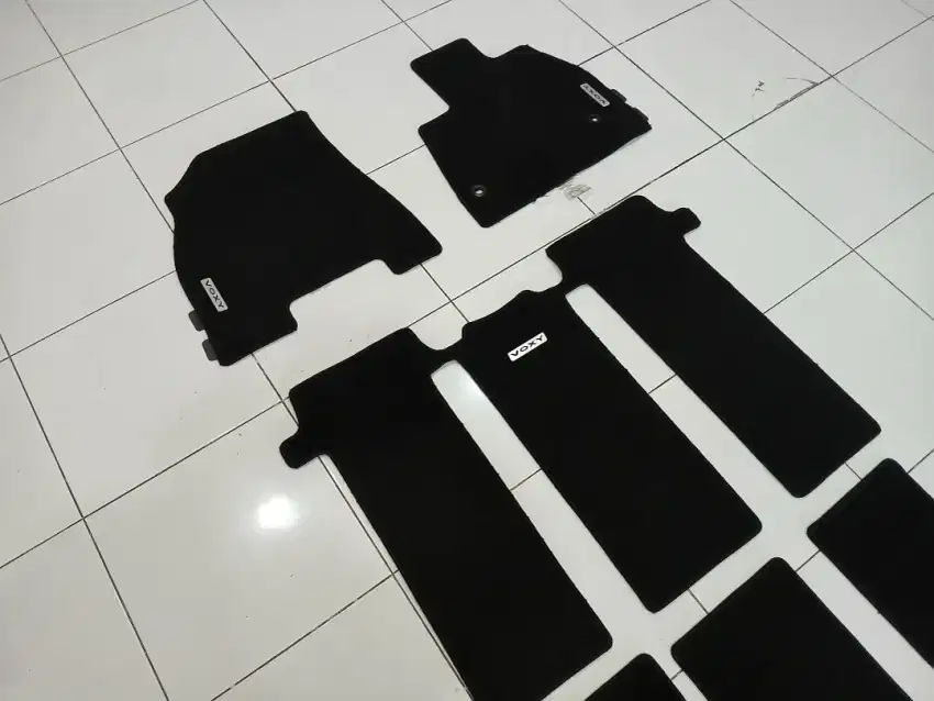 Karpet original voxy facelift/voxy cvt 2023-2025