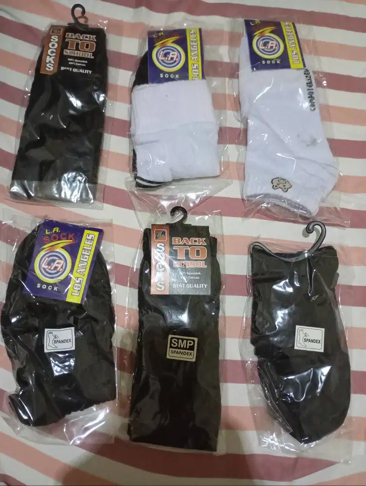 Jual Cepat Kaos Kaki Pria dan Wanita 48 Pieces Murah Baru Bisa Nego