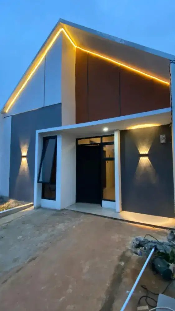 Rumah cluster Akses mobil bebas banjir