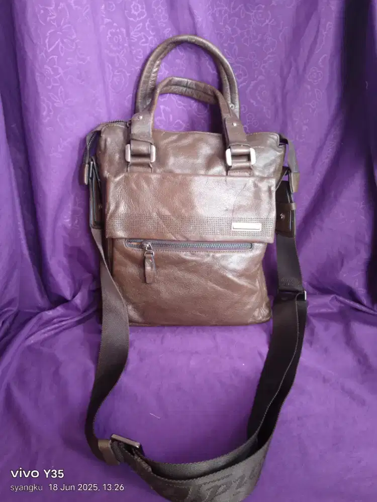 Tas slempang pria kulit asli vint