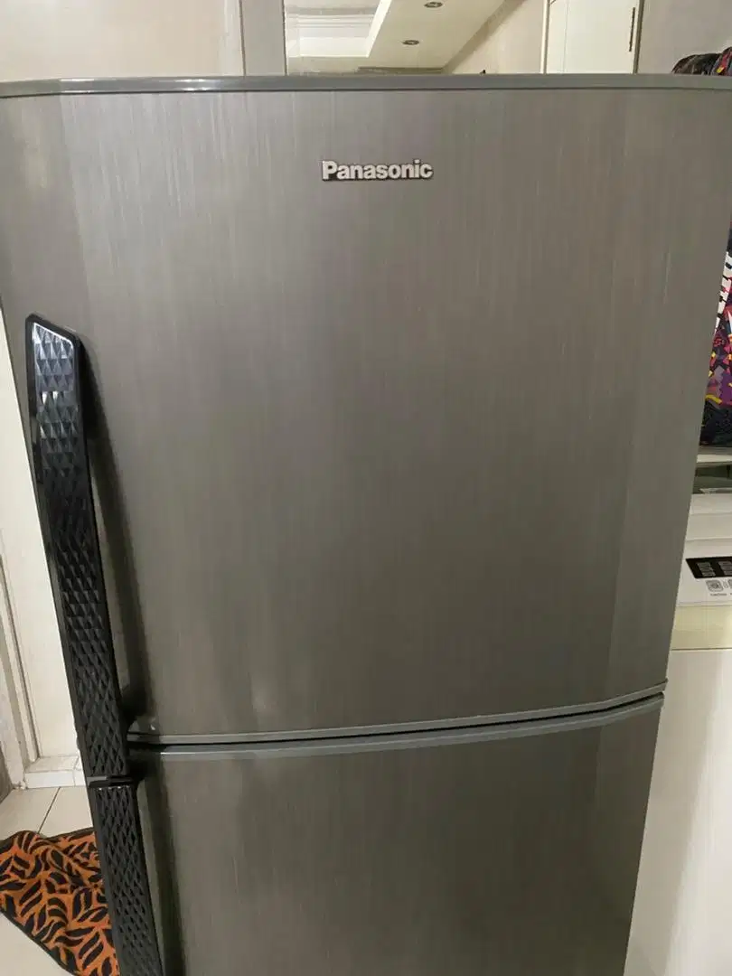 kulkas panasonic 2 pintu