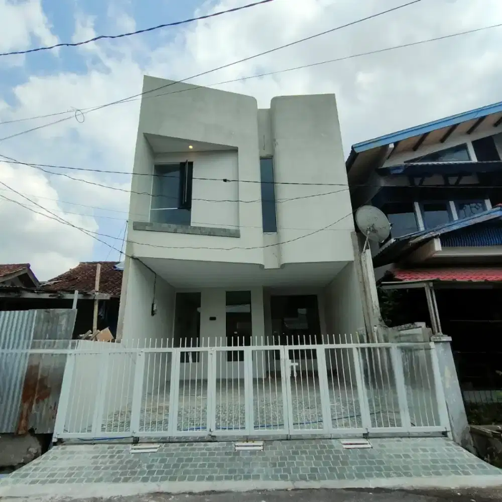 Dijual Murah dan Siap Huni Di Buah Batu Dekat Griya