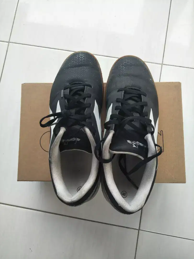 Jual Sepatu Futsal Diadora
