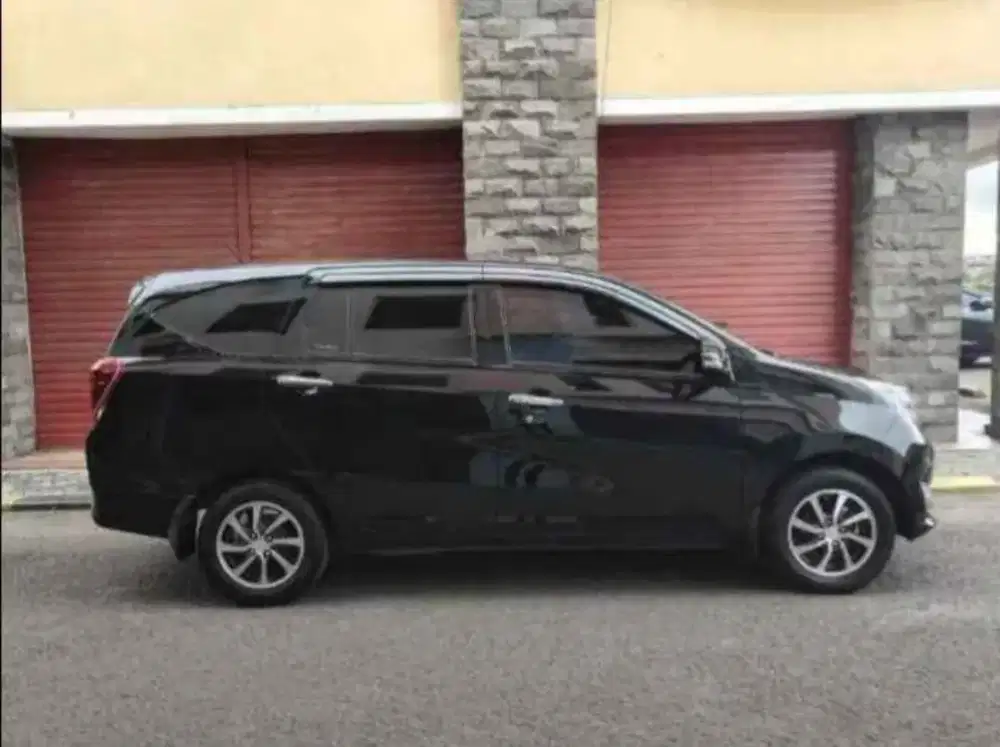 Rental sewa mobil harian mingguan