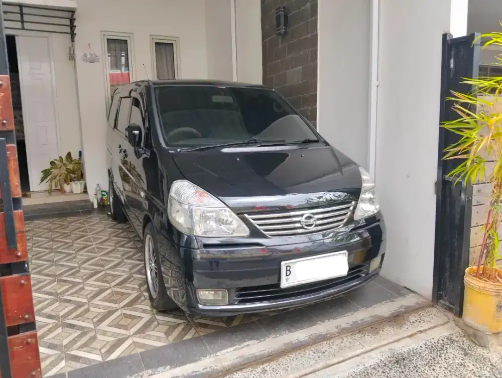 Nissan Serena BU HWS 2007 C24 pajak panjang Nego ditempat