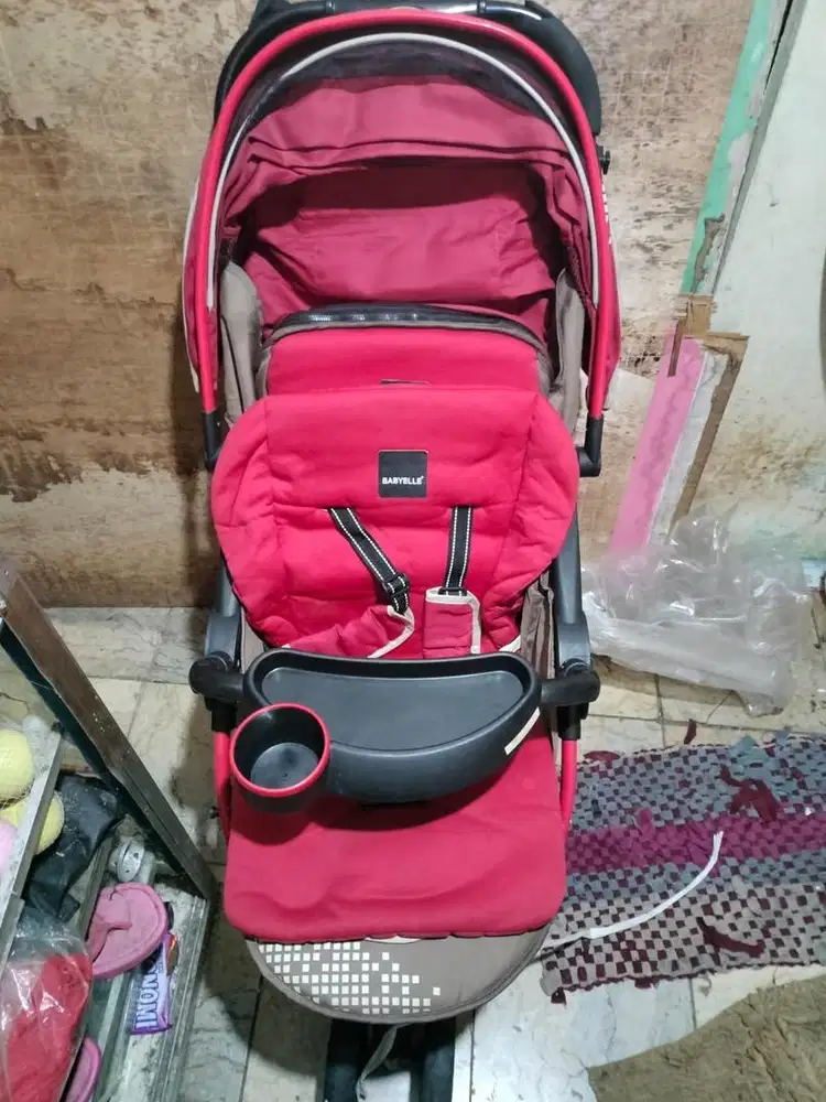 Stroller Baby Elle merah