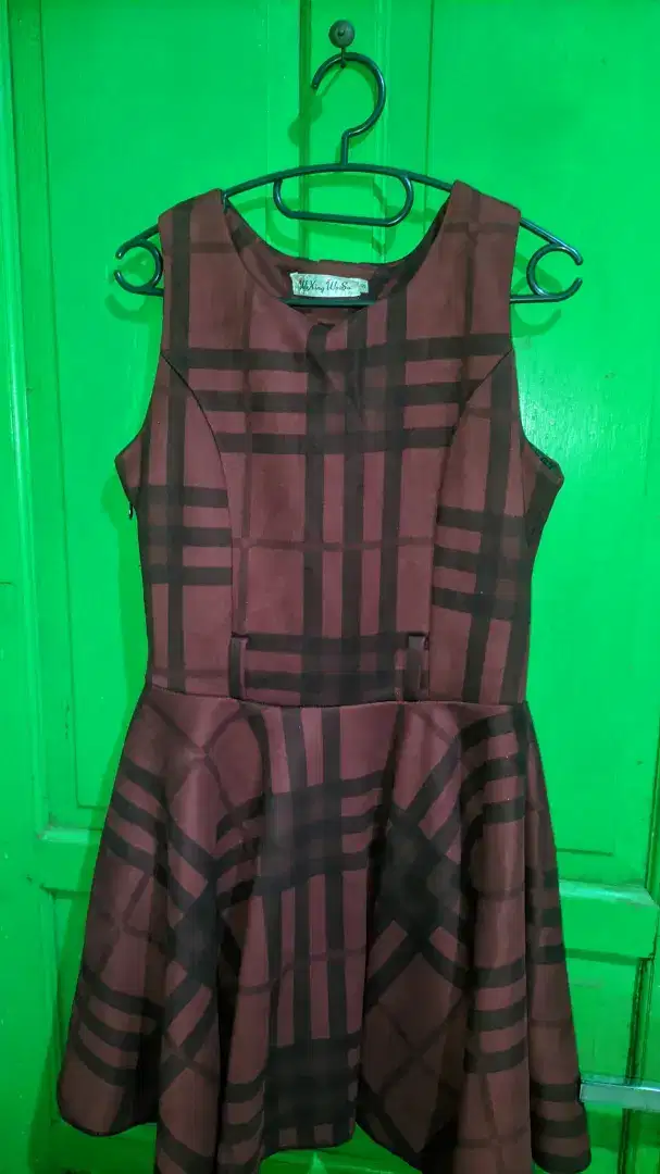 PRELOVED ATASAN WANITA