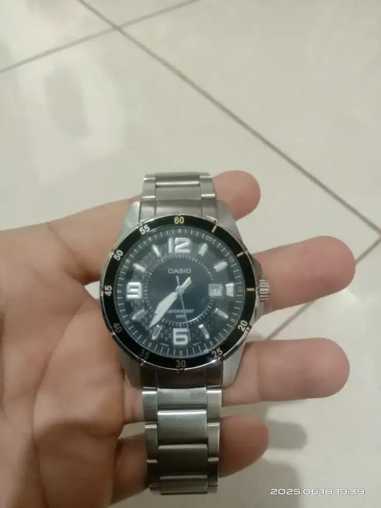 Jam Casio original likenew