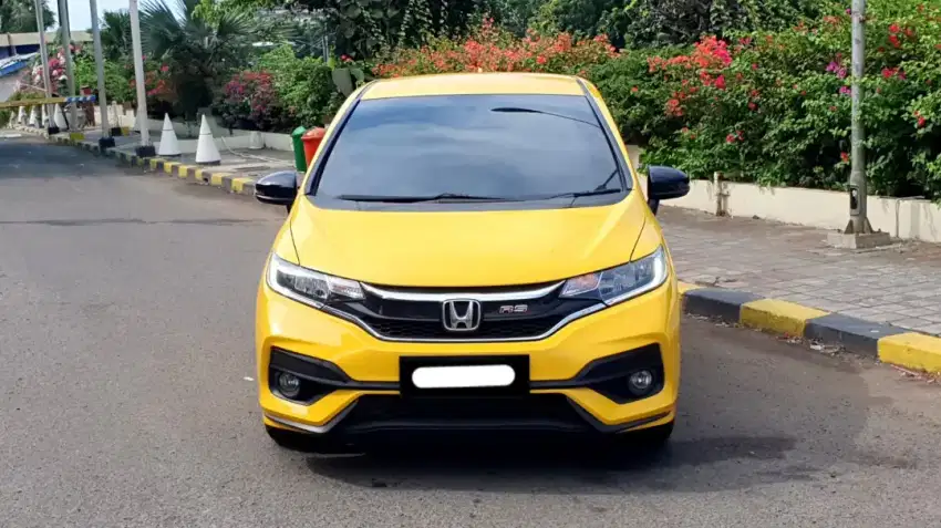 Km37rb honda jazz rs matic 2019 kuning cash kredit proses bisa dibantu