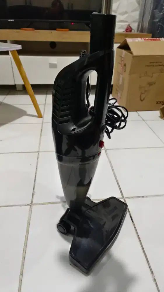 Vacum cleaner 600 watt