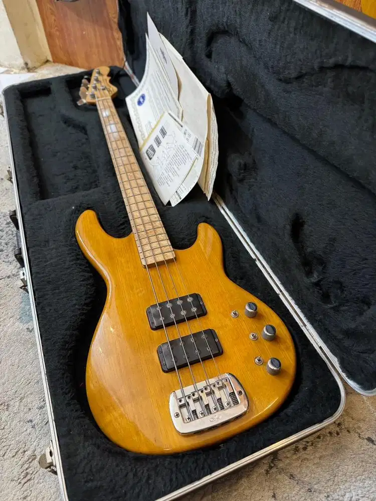 G&L L2000 USA NATURAL
