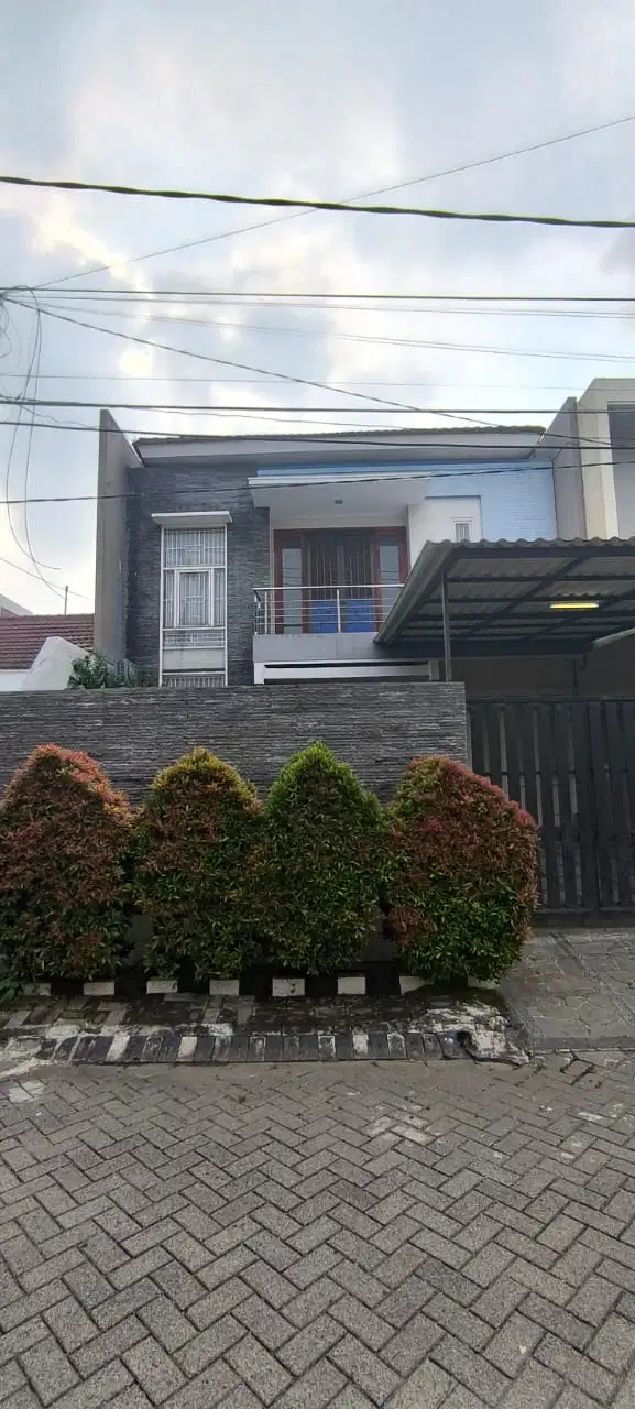Disewakan Rumah Simpang Darmo Permai Full Furnish