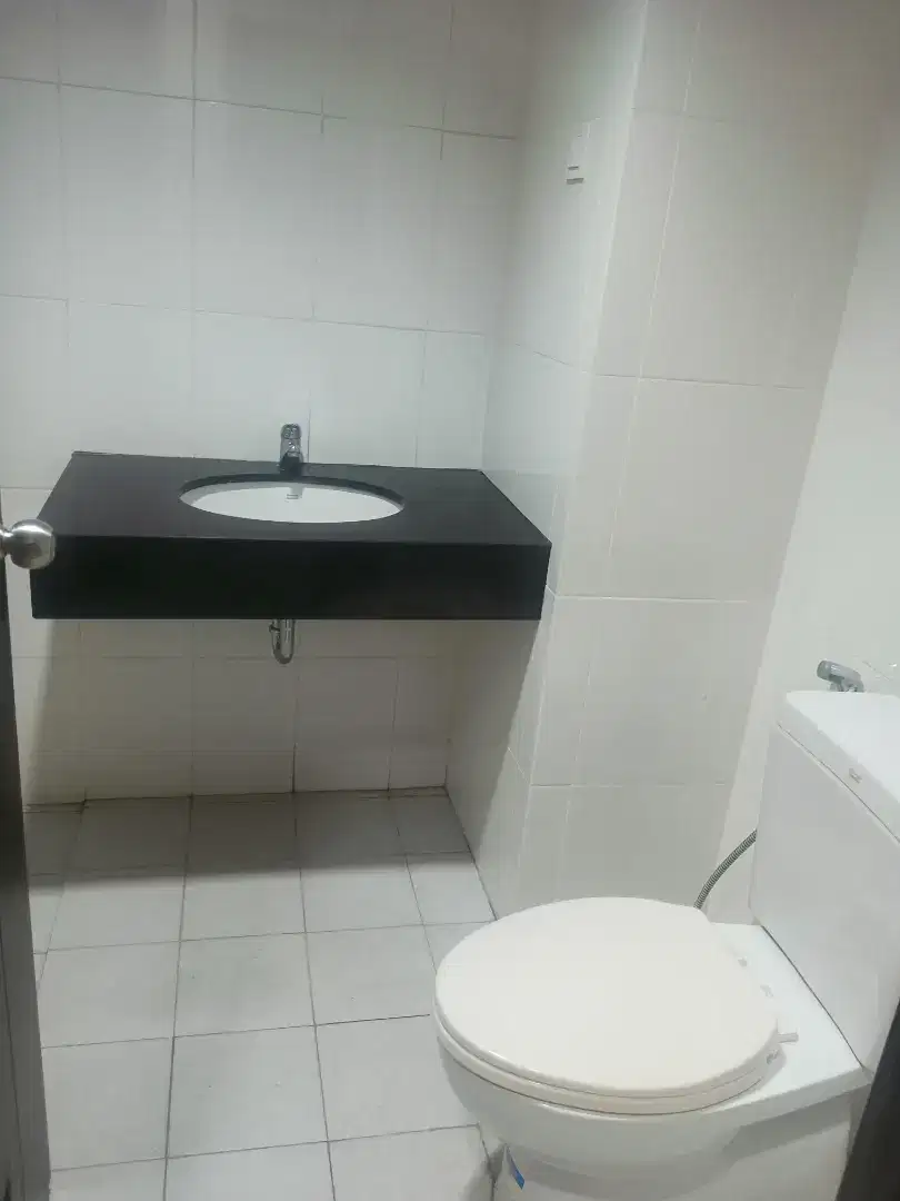 Disewakan type studio unfurhnis di Apartemen Pakubuwono Terrace
