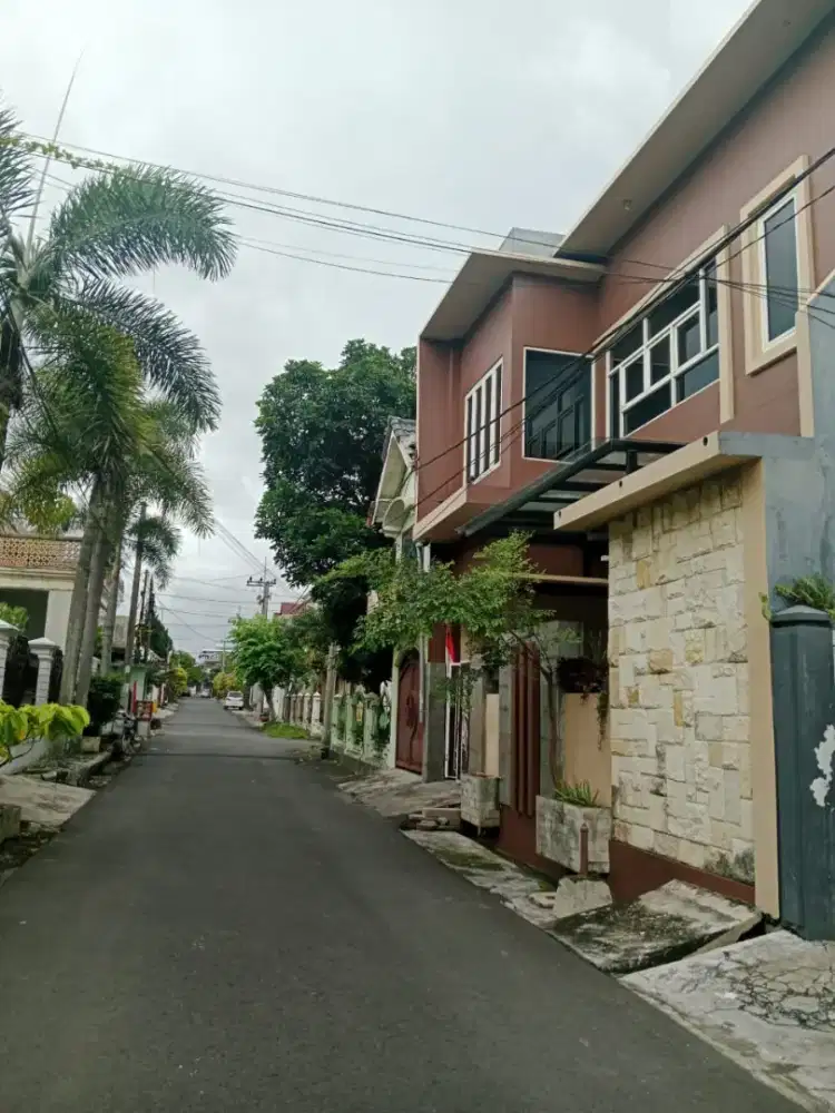 Rumah Dijual Cengger Ayam Dua Lantai Dekat Soekarno Hatta Kampus UB