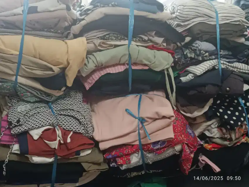 Dress Wanita Thrifting Dari Korea Jual Obral Rp 450Ribu