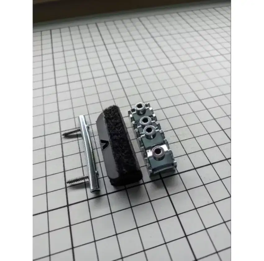 Floyd Rose Chrome FR7NRCP7 String Retainer  -gruvgear 7 string