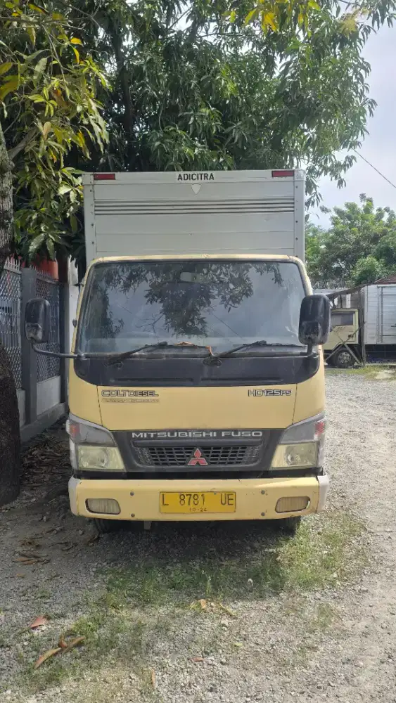 Truk Mitsubishi PS 125HD (6 roda)