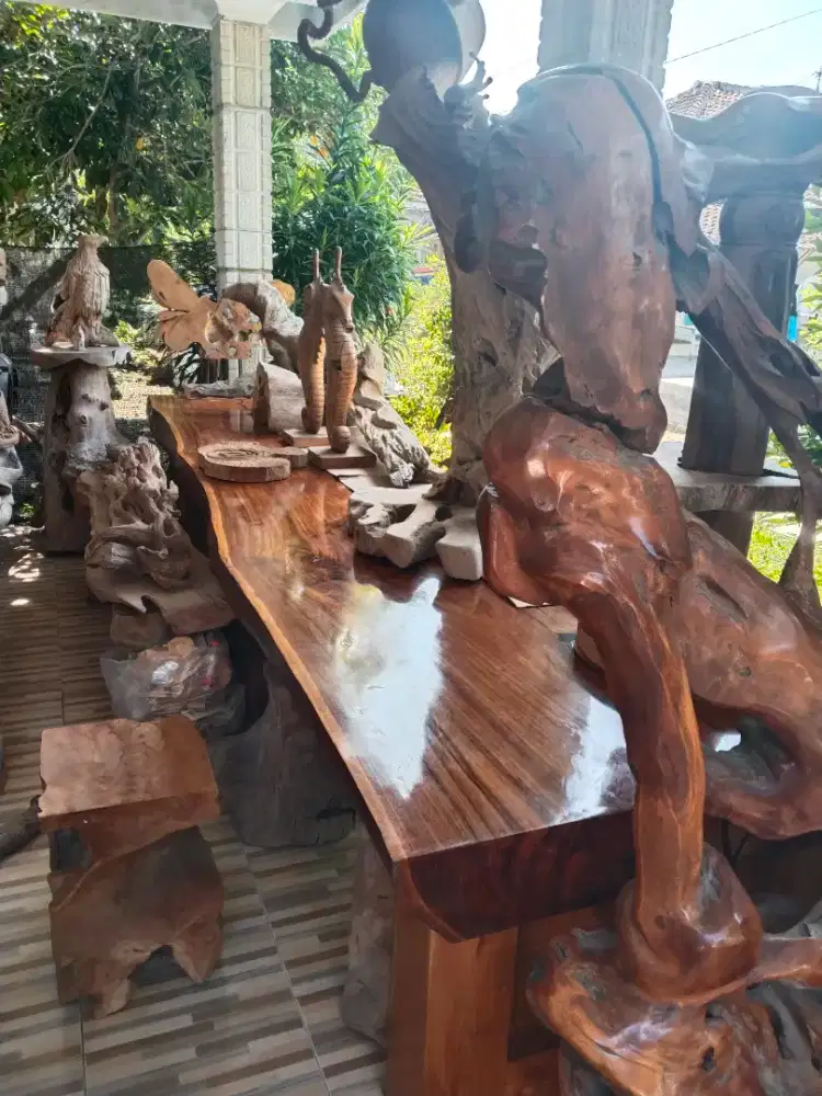 Meja jati utuh tanpa sambung