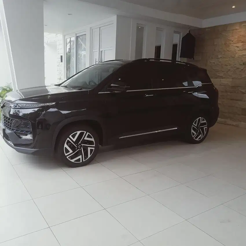 Wuling Almaz RS Hybrid 2024
