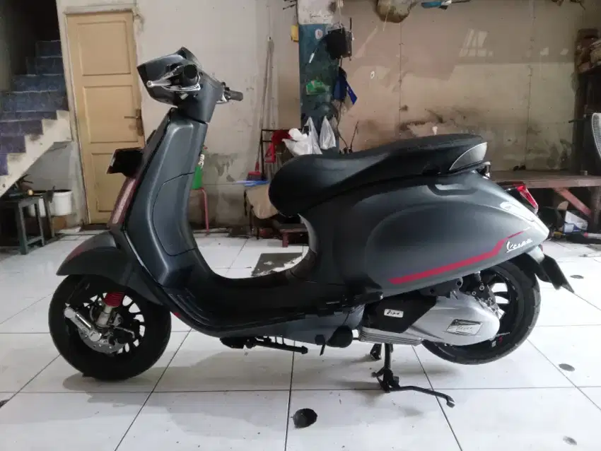 Vespa sprint S i-get abs