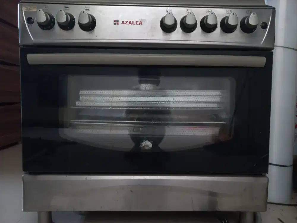 Kompor Gas Azalea 5 Tungku + Oven + Penghisap Asap (Range Hood)