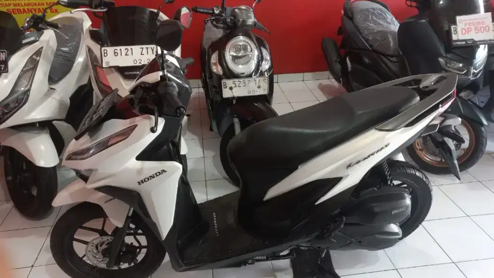 VARIO 125 2022 CBS ISS PLAT B DEPOK DP HANYA 1 JUTA ANGSURAN RINGAN