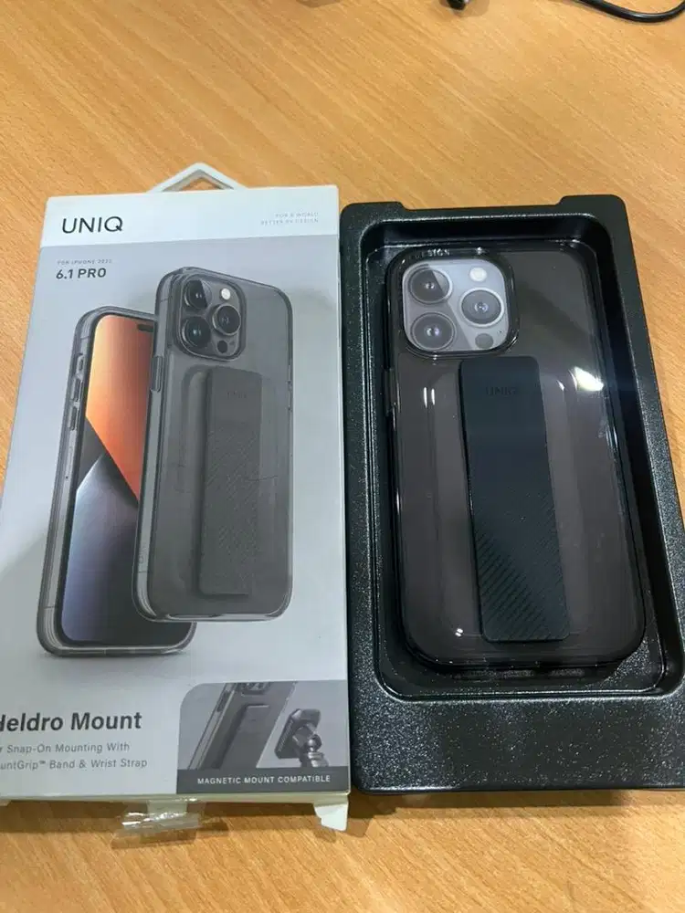 Case Iphone 13 Pro Uniq