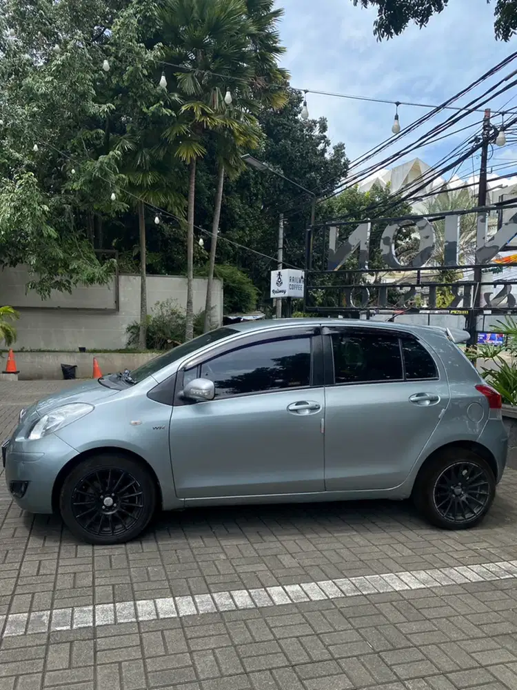 Toyota Yaris 2011 Bensin