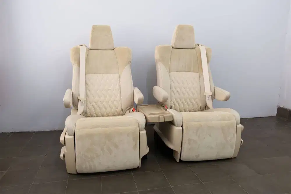 Jok Mobil Alphard thn 2021