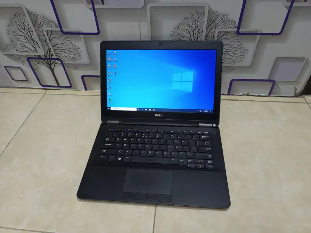 Dell core i5-6200U pakai ssd kenceng, murah normal jg bergaransi