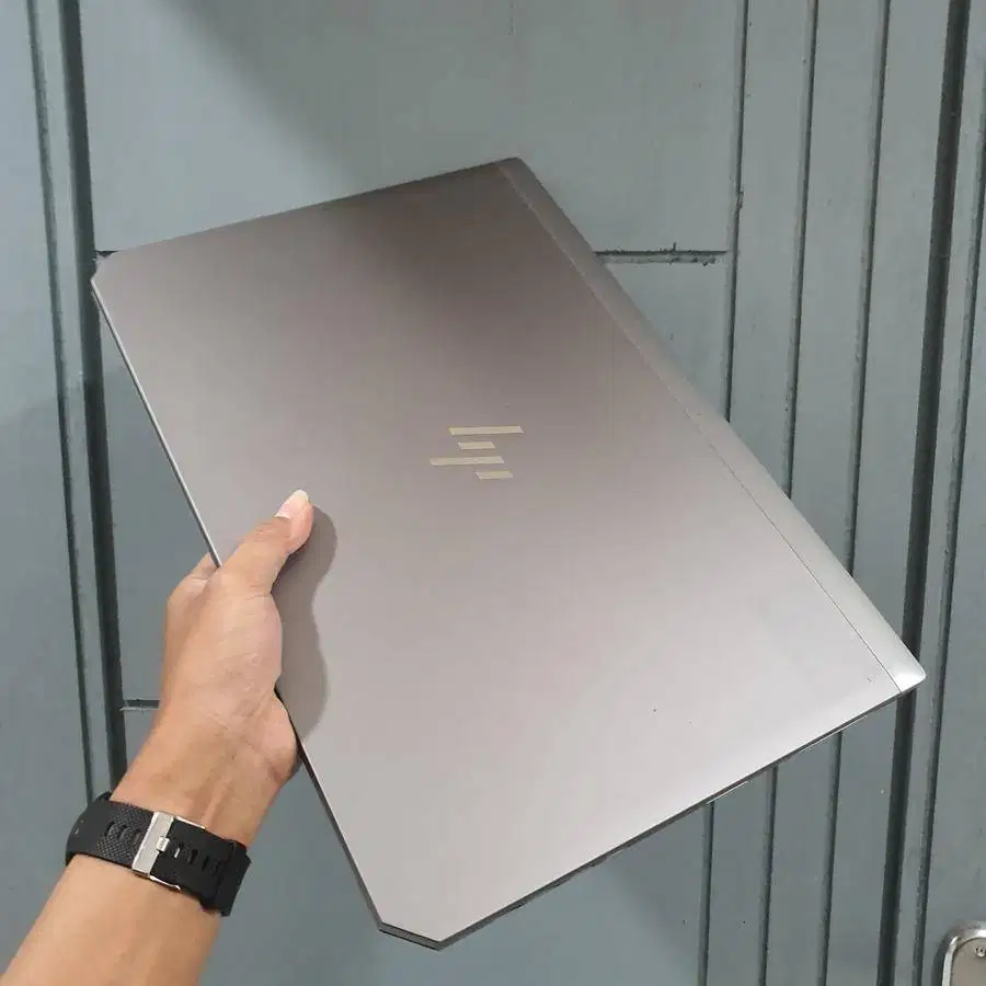 Laptop HP Zbook 15 G6 Core i7 gen10, RAM 32GB SSD 512GB   W-FC