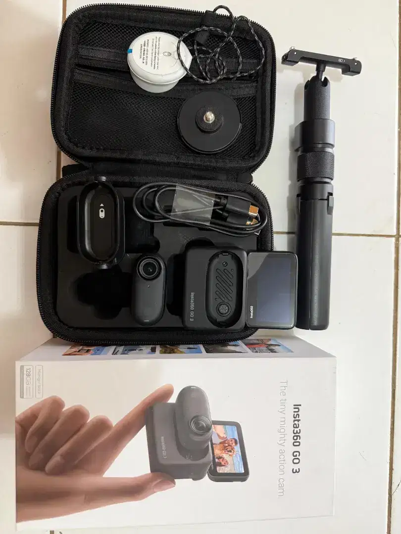Insta 360 go 3 like new