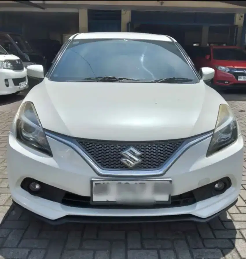 Suzuki Baleno 2019 putih ,matic