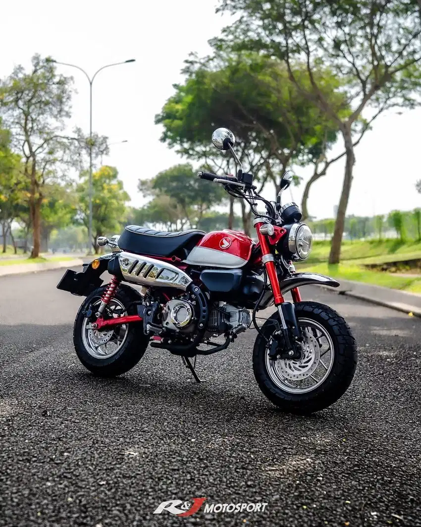Honda Monkey 125 Nik 2018 Warna Merah 400 KM