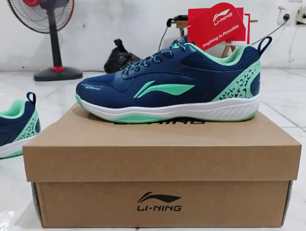 LI-Ning Badminton Shoes AYTT045 ULTRA POWER