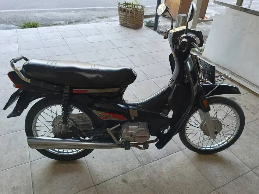 Astrea Prima 1990